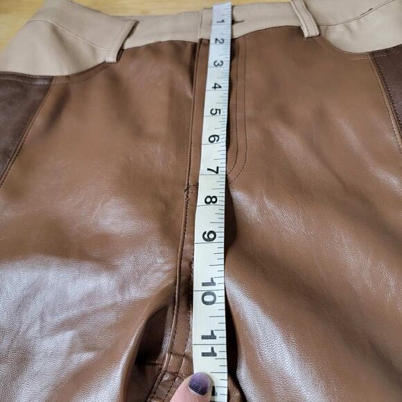 Le Lis Brown Faux Leather Color Block Straight Leg Crop High Rise Pants Size Sma - Picture 5 of 14